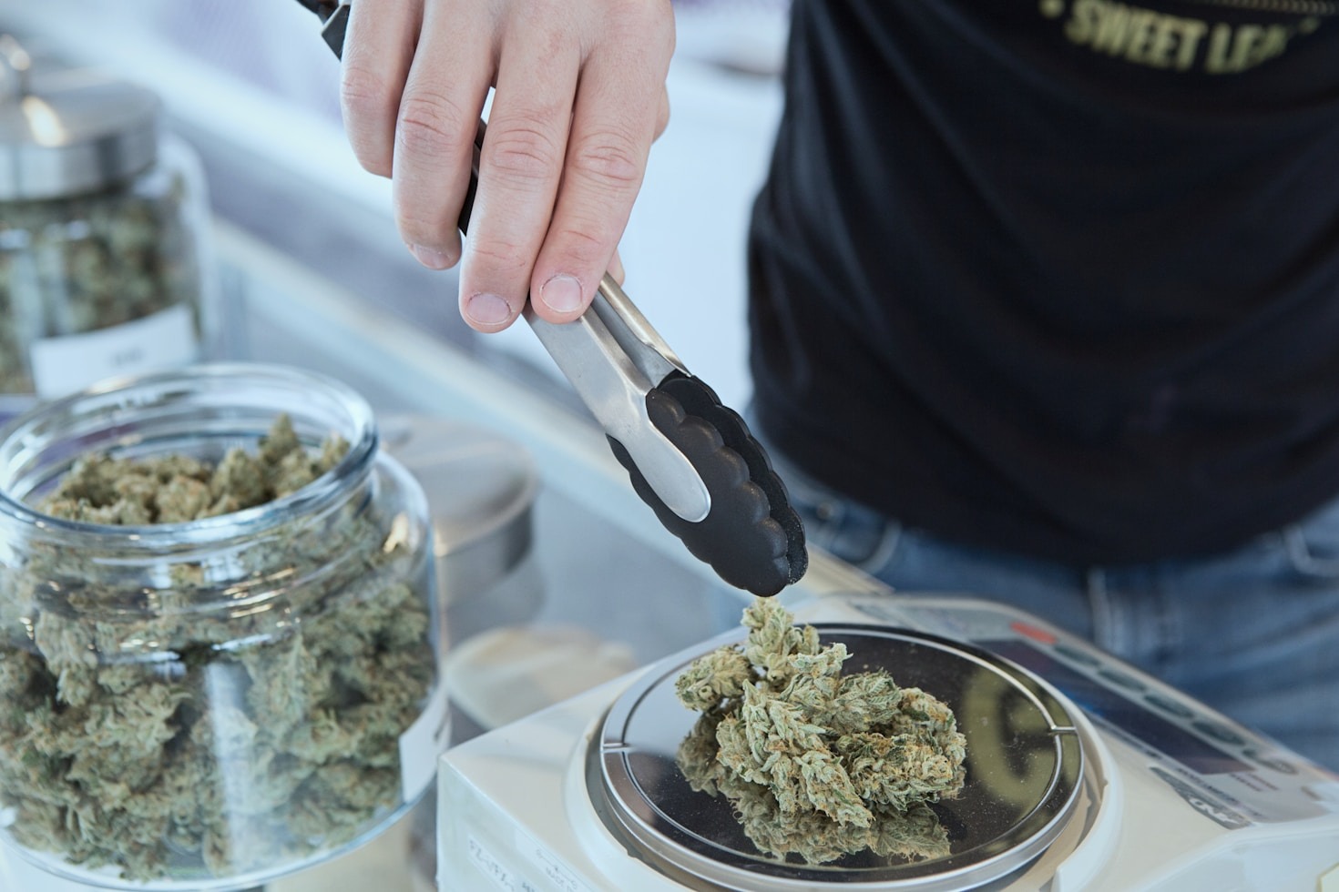 How to Safely Enjoy Marijuana Edibles
